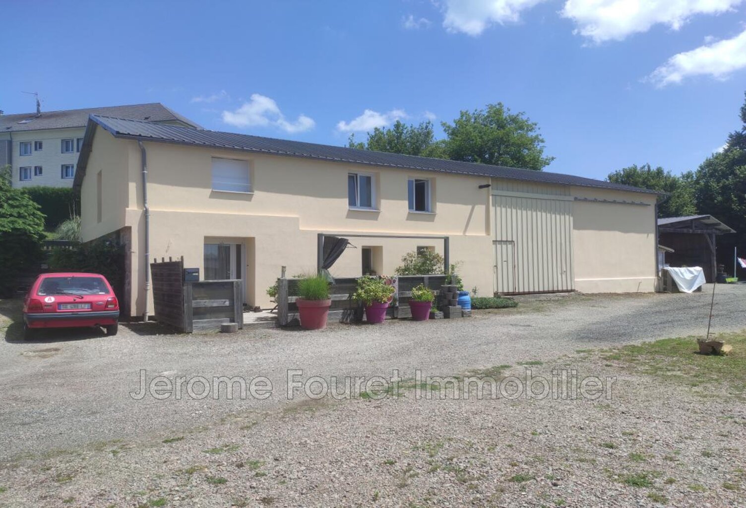 Immeuble hangar très bien placé — photo 1