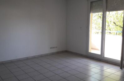 location appartement 925 € CC /mois à proximité de Marseille 15 (13015)