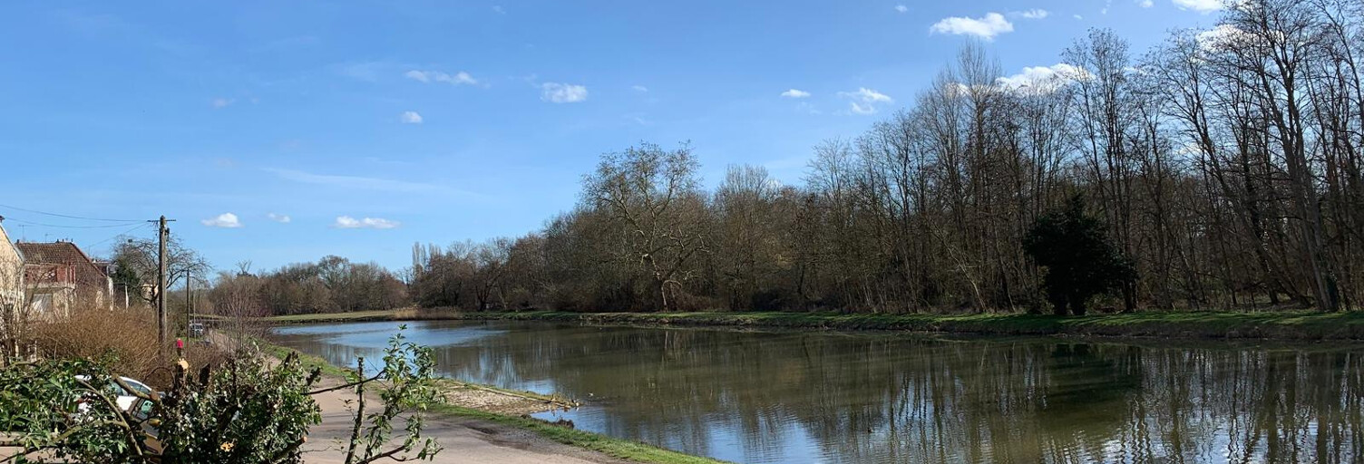 Immeuble  197 m² à vendre à Saint-Léger-des-Vignes (58300)