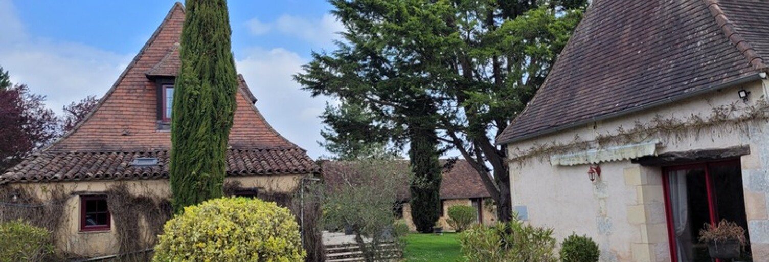 Maison 15 Pièces 470 m² à vendre à La Douze (24330)