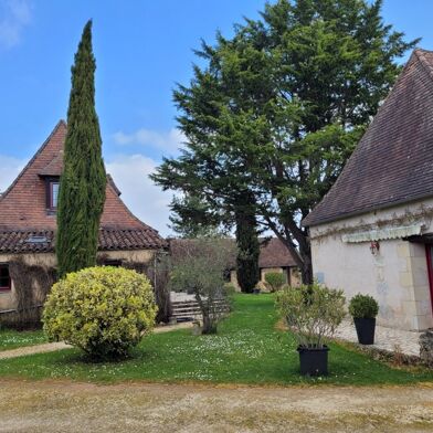 Maison 15 pièces 749000 €