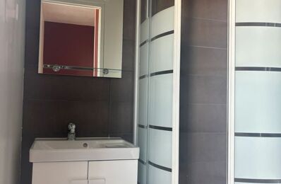 location appartement 750 € CC /mois à proximité de Bruges (33520)