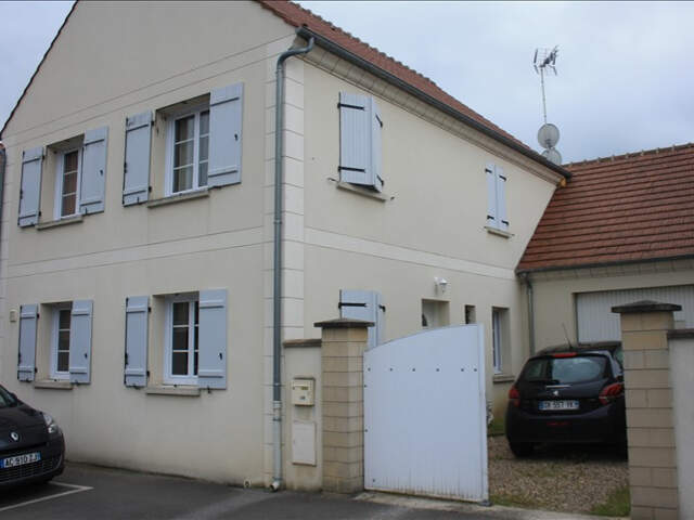 LONGUEIL SAINTE MARIE — photo du bien