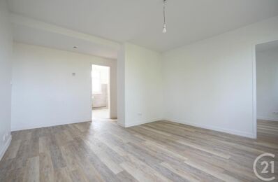 location appartement 1 226 € CC /mois à proximité de Courcouronnes (91080)