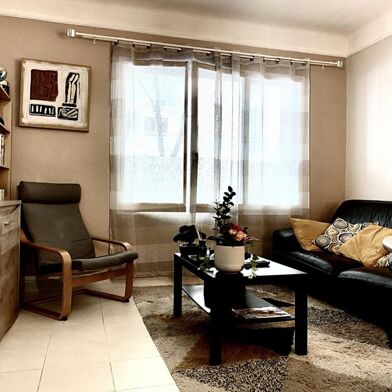 Appartement 4 pièces 153000 €