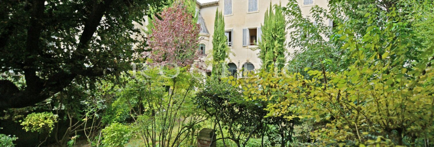 Maison 24 Pièces 771 m² à vendre à L'Isle-sur-la-Sorgue (84800)