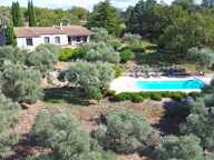 Maison en pierres face au Luberon et aux Alpilles — photo 2