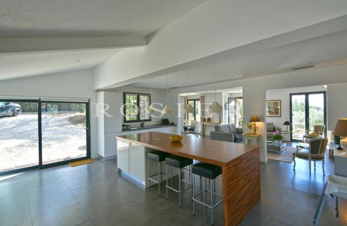 Maison en pierres face au Luberon et aux Alpilles — photo 5