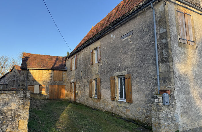 Maison en pierres avec dépendances à restaurer...2404 m2 de — photo 4