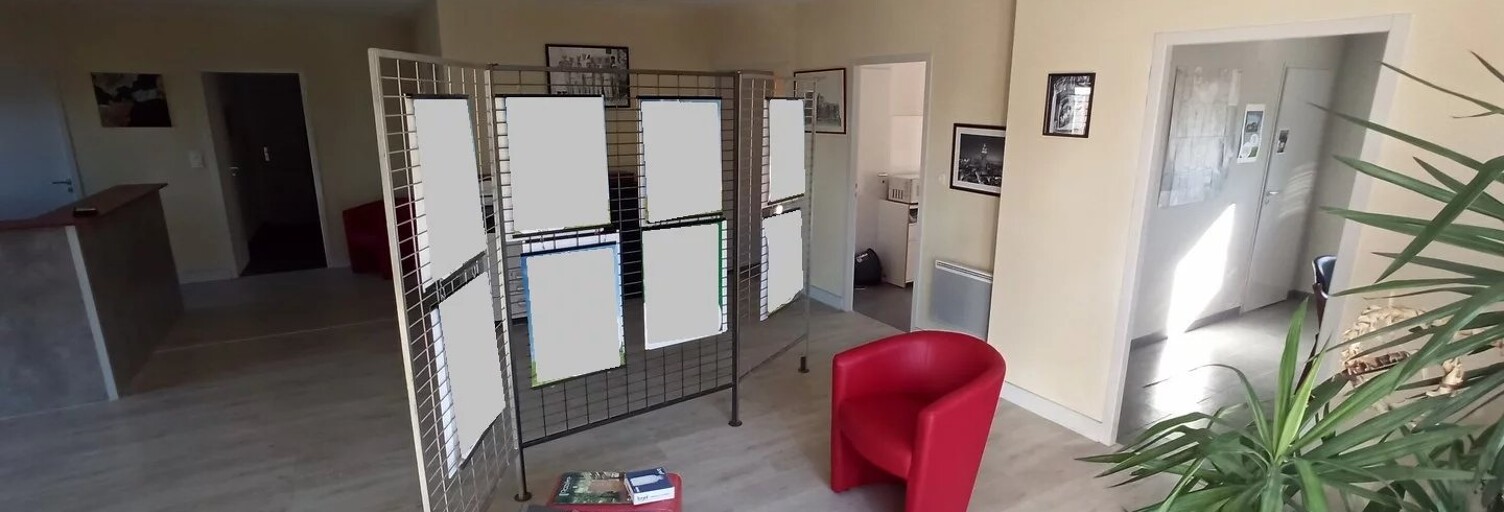 Bureau  95 m² à louer à Peyrilhac (87510)