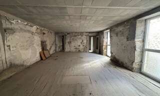 Commerce  510 m² à vendre à Saint-Junien (87200)