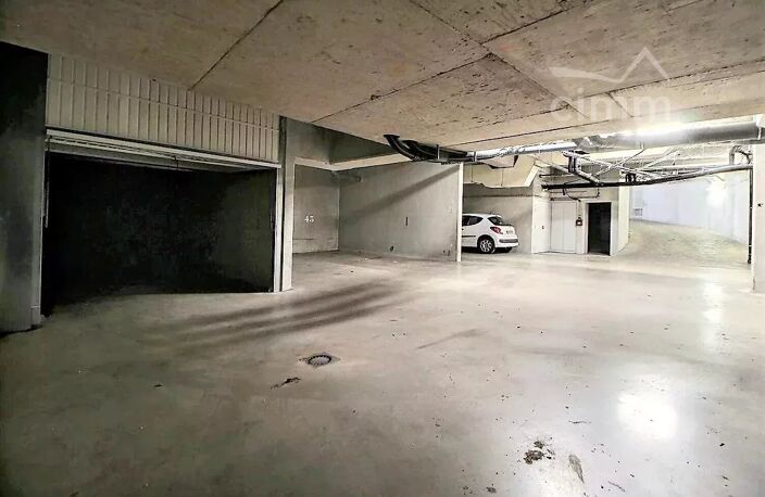 OVALIE - PARKING A VENDRE — photo 3