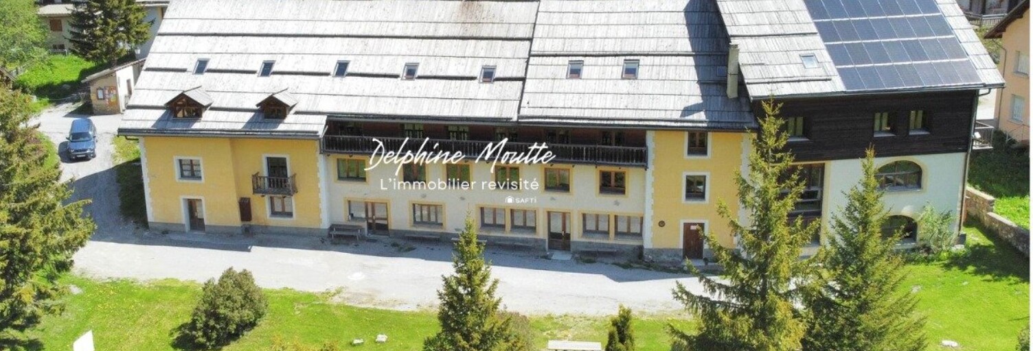 Commerce 46 Pièces 1610 m² à vendre à Arvieux (05350)