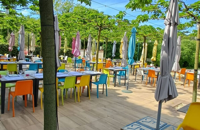 Ancienne Gare rénovée avec restaurant, piscine & habitation — photo 4