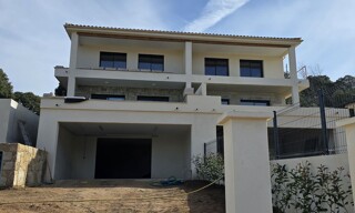 Maison 5 Pièces 140 m² à vendre à Cauro (20117)