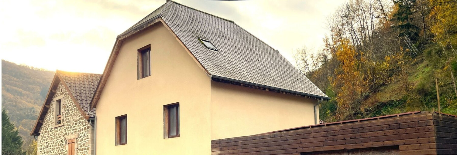 Maison 5 Pièces 118 m² à vendre à Molompize (15500)