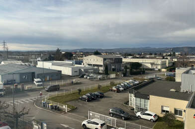 Commerce  189000 €