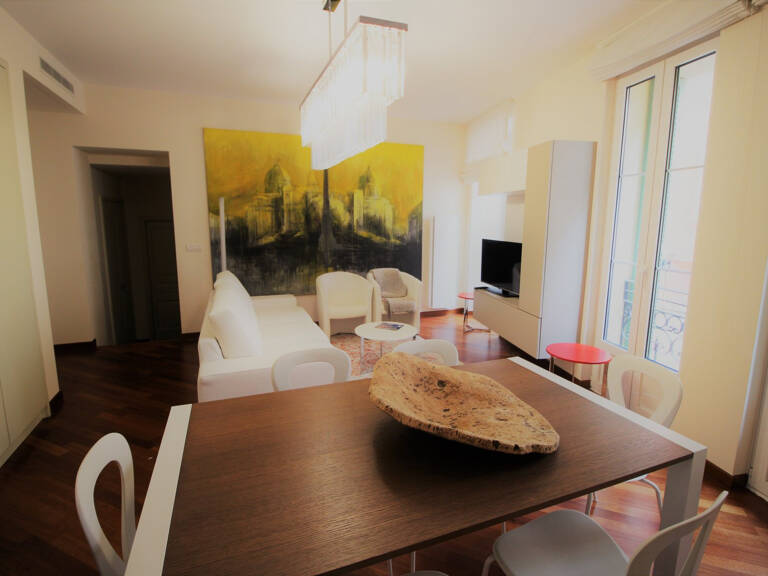 2 PIECES DANS RUE PIETONNE — photo 1