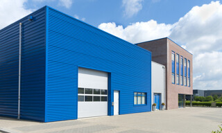 Commerce  620 m² à vendre à Vergèze (30310)