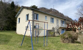 Maison 9 Pièces 117 m² à vendre à Tarascon-sur-Ariège (09400)