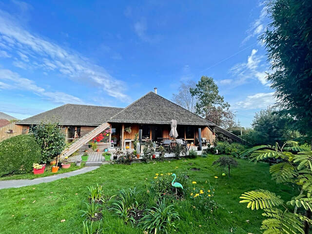 Maison d'architecte en bois - environ140m² - Pleyber-Christ. — photo du bien