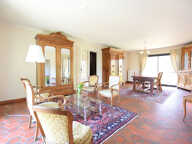 78690 LES ESSARTS LE ROI  Charmante maison de 8 pièces 6 cha — photo 4