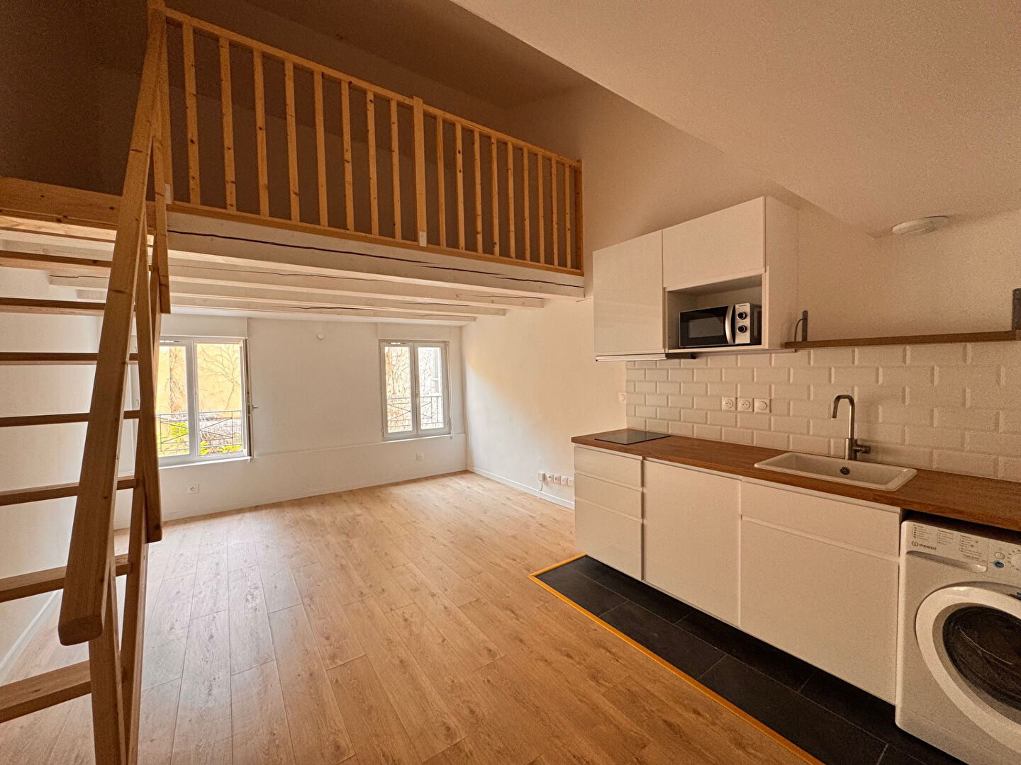Appartement 1 pièces  à louer Aix-en-Provence 13100