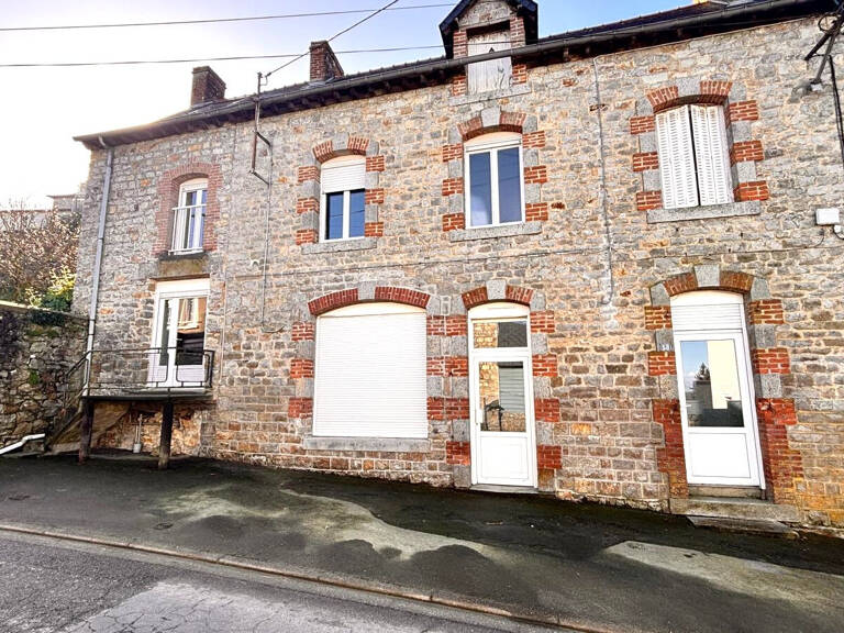 A VENDRE Maison à Chatillon en Vendelais 218 m² - 127 800  HAI — photo 1