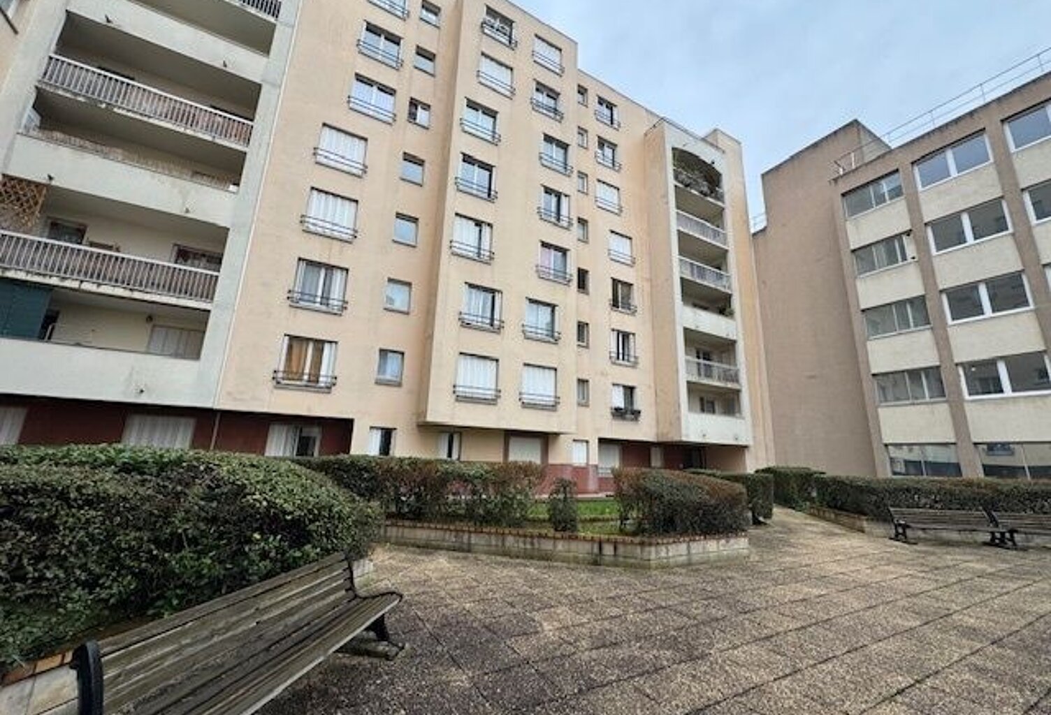 2 pièces sur jardins + cave — photo 1