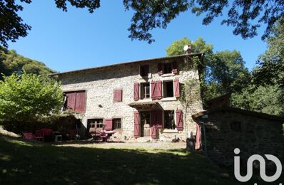 maison 13 pièces 367 m2 à vendre à Saint-Ferréol-des-Côtes (63600)