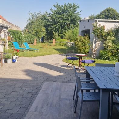 Maison 10 pièces 319000 €