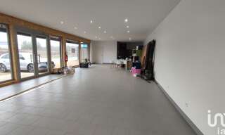Commerce  2000 m² à vendre à Wadelincourt (08200)