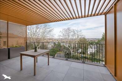 Appartement 4 pièces 329989 €