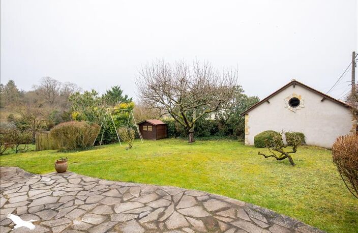 Maison en pierre de 5 pièces principales — photo 2