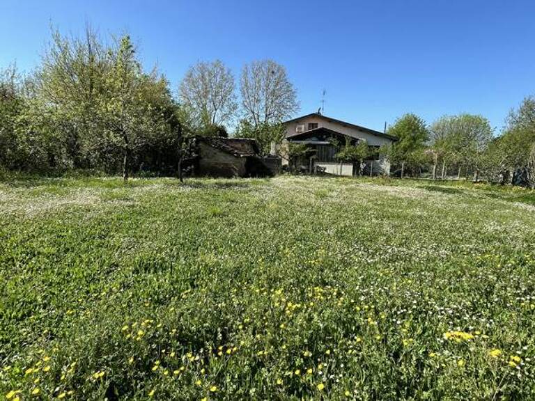 Terrain à bâtir de 0 pièces principales — photo 1