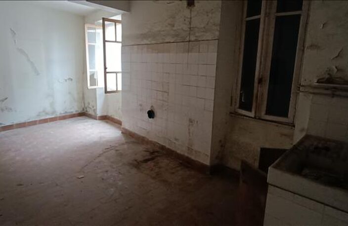 Maison de bourg de 7 pièces principales — photo 4