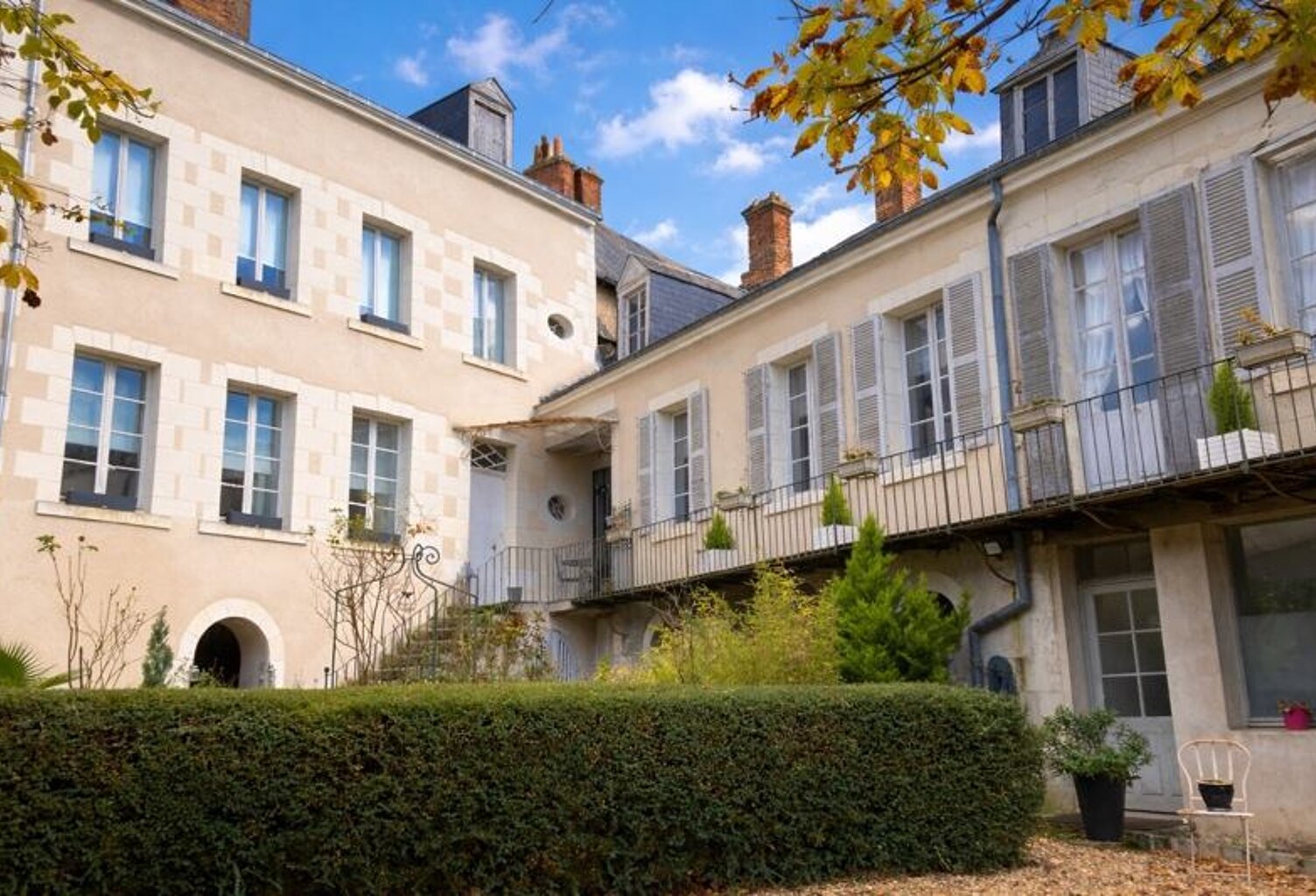 Hôtel Particulier de 15 pièces principales — photo 1