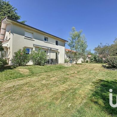 Maison 8 pièces 739000 €