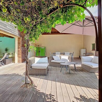 Maison 10 pièces 680000 €