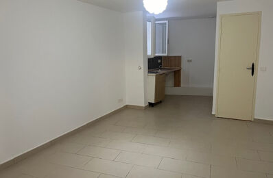 location appartement 450 € CC /mois à proximité de Marseille 10 (13010)