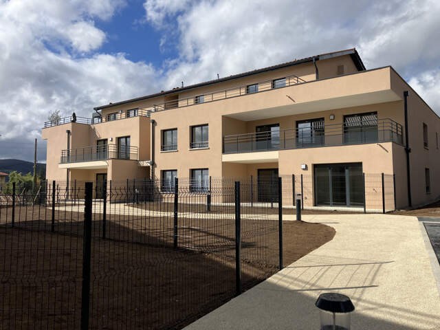T4 rez de jardin — photo du bien