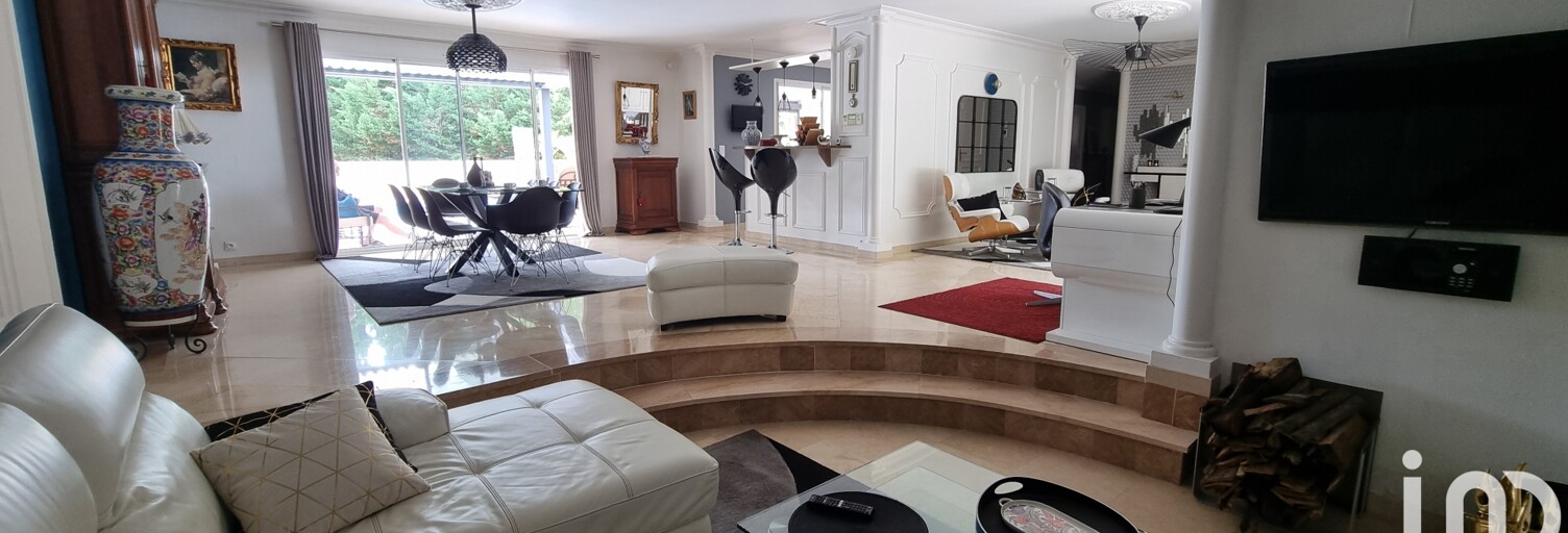 Maison 5 Pièces 170 m² à vendre à Croignon (33750)