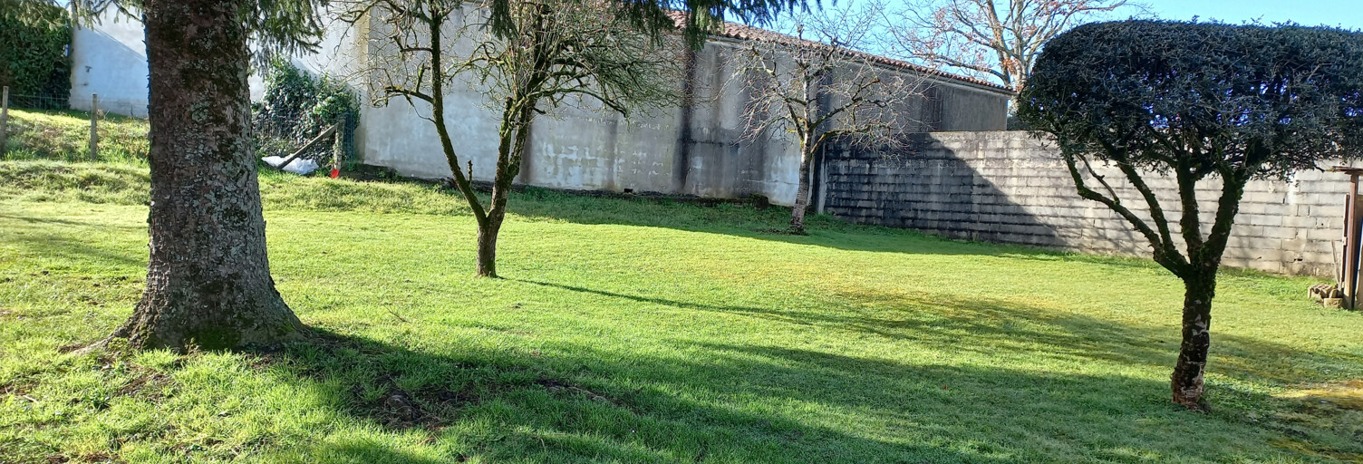 Terrain  1070 m² à vendre à Saint-Palais (64120)