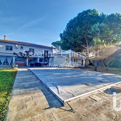 Immeuble  310000 €