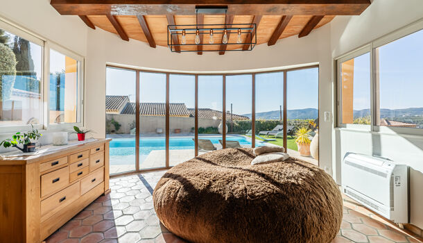 Villa / Maison 9 pièces  à vendre Ceyreste 13600