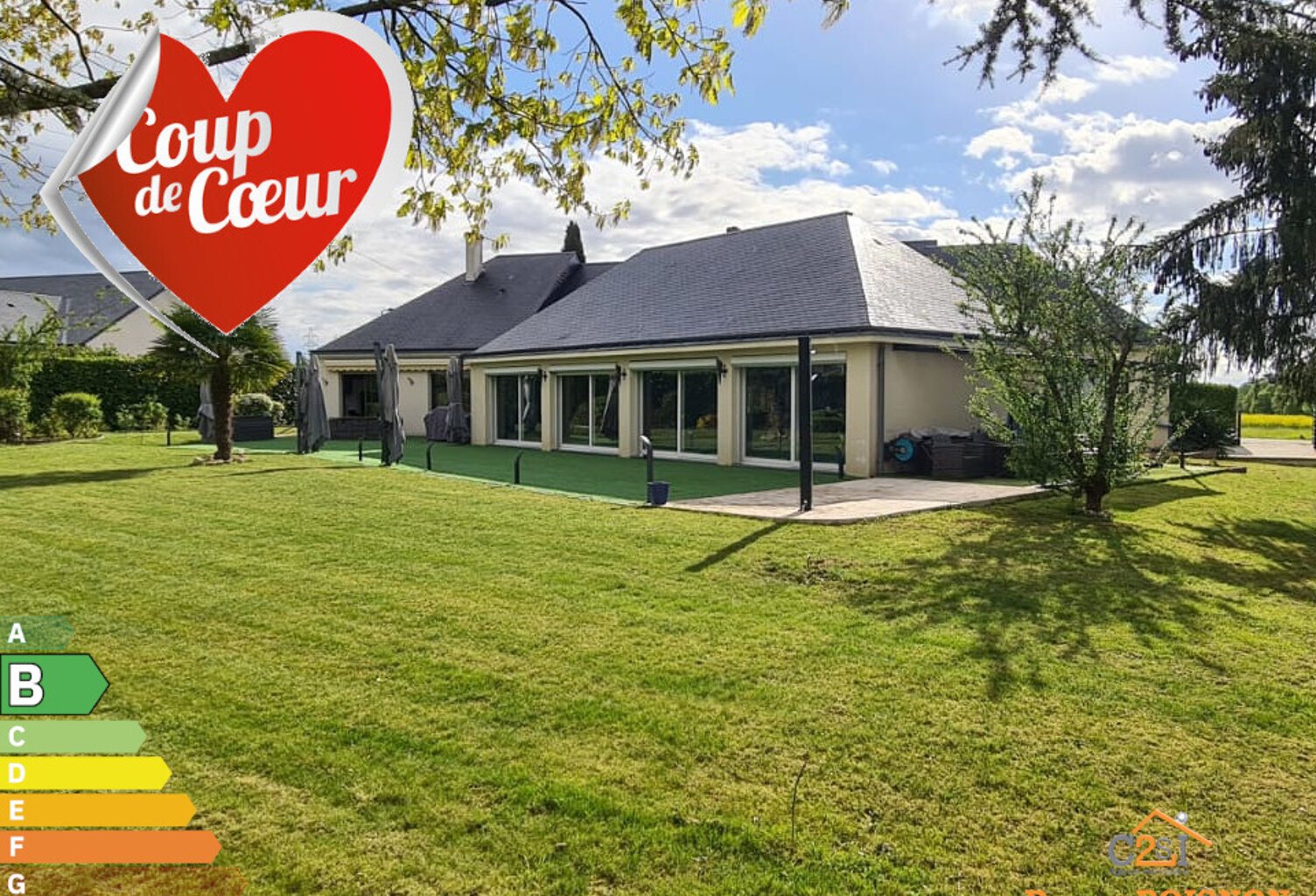 Maison 8 pièces 317 m2 avec piscine — photo 1