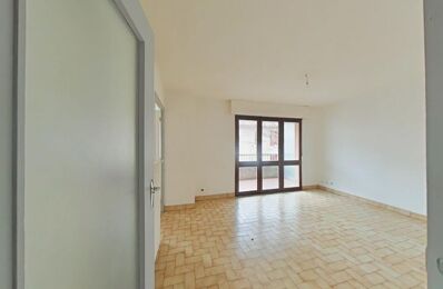 location appartement 486 € CC /mois à proximité de Valence (26000)