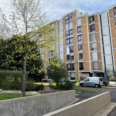 Appartement 5 pièces 106000 €