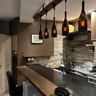 Commerce 3 pièces 215000 €