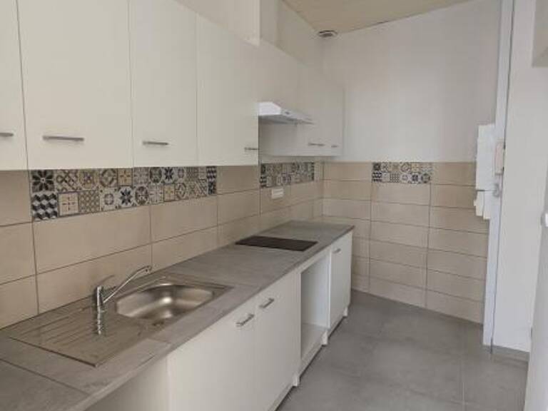 Appartement à Louer - 1er étage - AIRE SUR L'ADOUR — photo 1